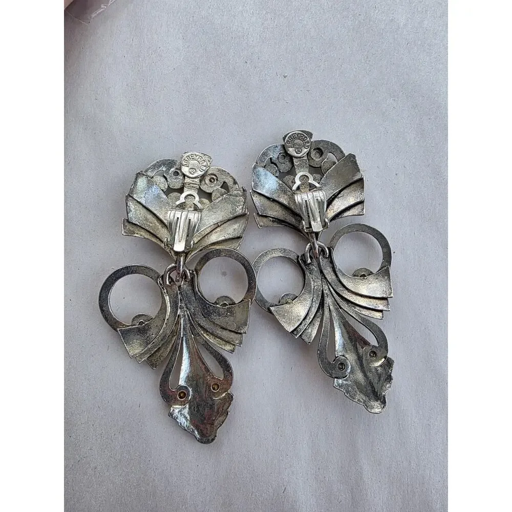 Vintage Signed Abbey Road Earrings - Silver Clip On‎ 3.5